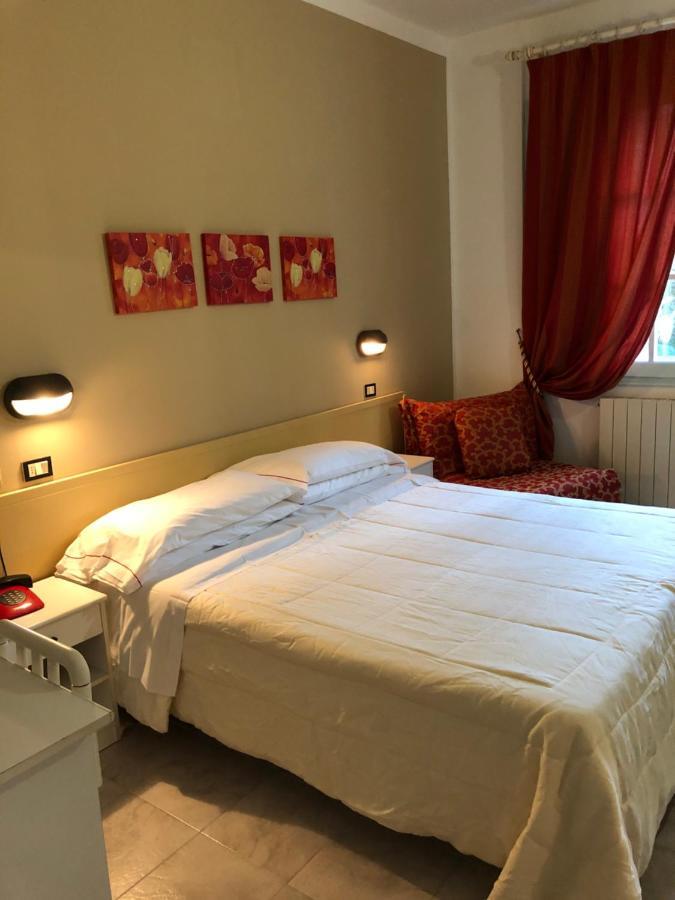 Hotel Montepizzo リッツァーノ・イン・ベルヴェデーレ エクステリア 写真