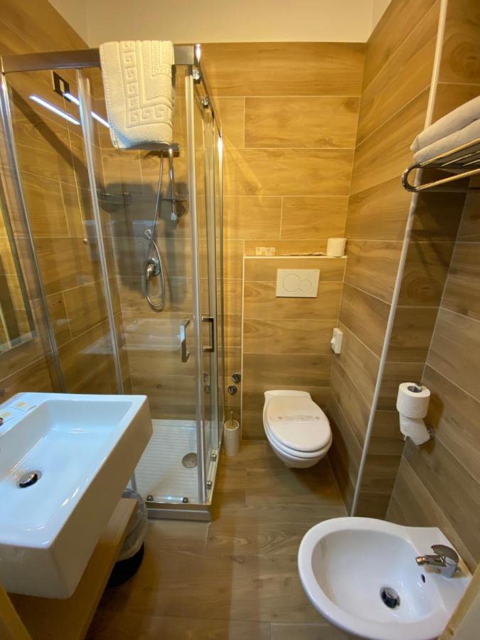 Hotel Montepizzo リッツァーノ・イン・ベルヴェデーレ エクステリア 写真